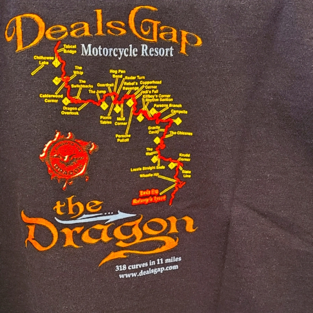 Tail of the dragon t-shirt Youth size large